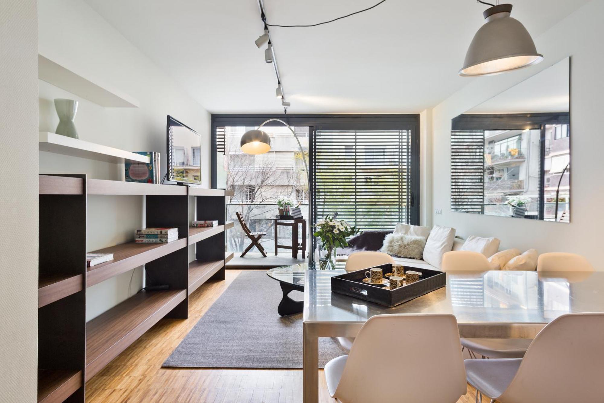 My Space Emirates - Spacious Near The Center Barcelona