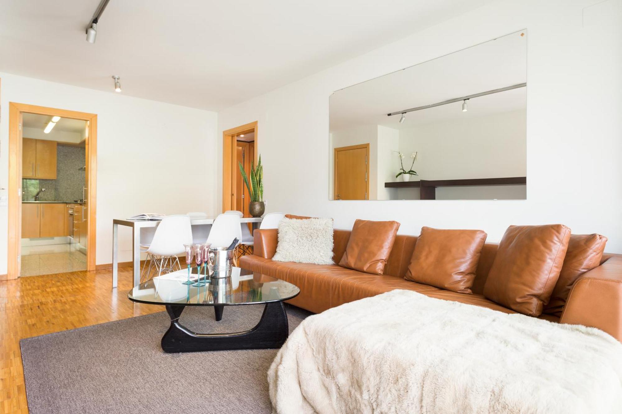 Apartamento My Space Emirates - Spacious Near The Center *