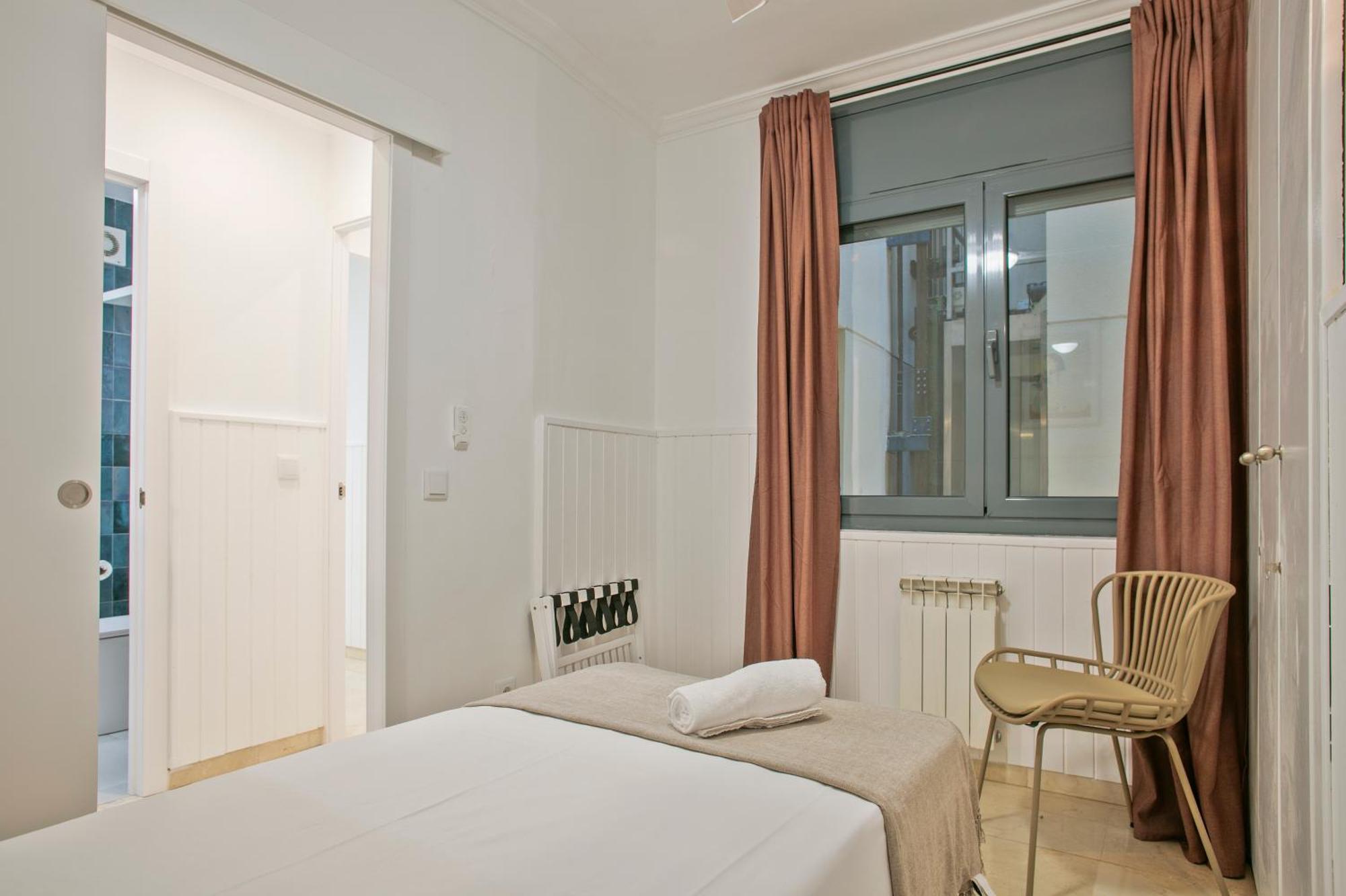 Anton's Downtown Apartamento
