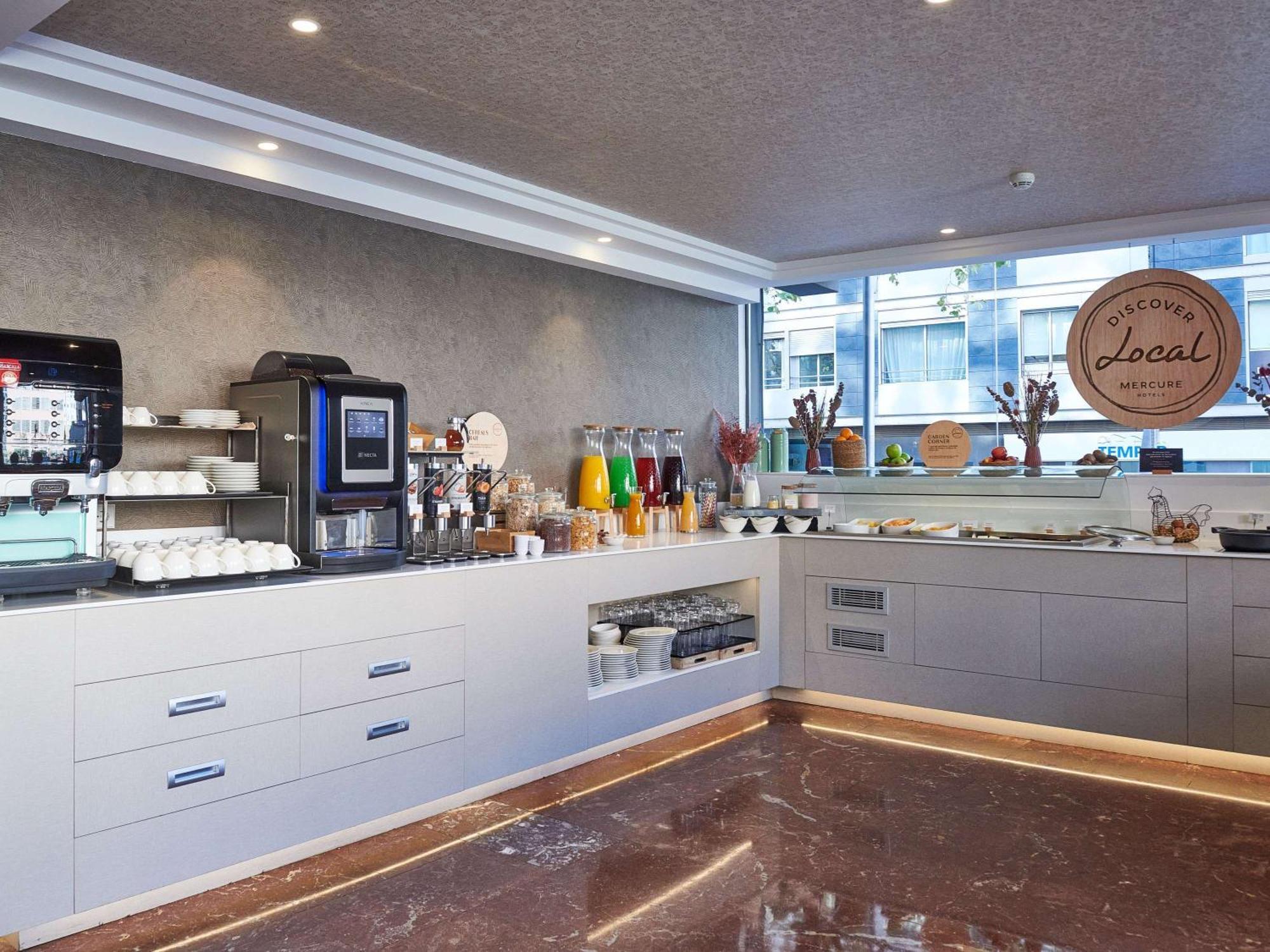 Mercure Condor Hotel