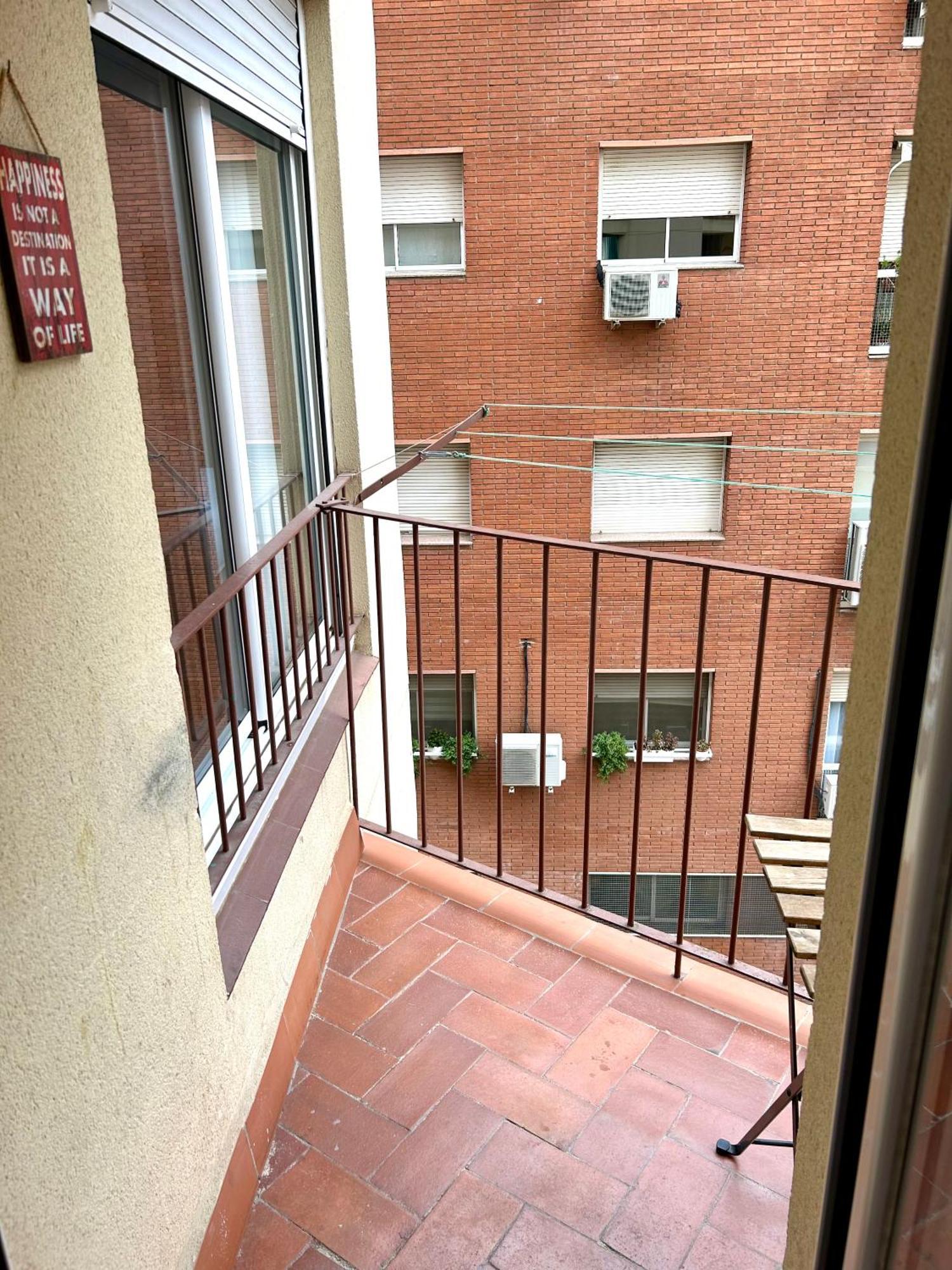 Carrer D'olesa Apartment