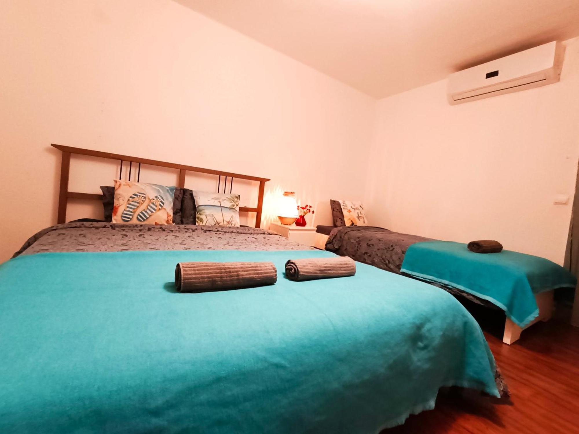Hostal By Plaza Real Budget Barcelona