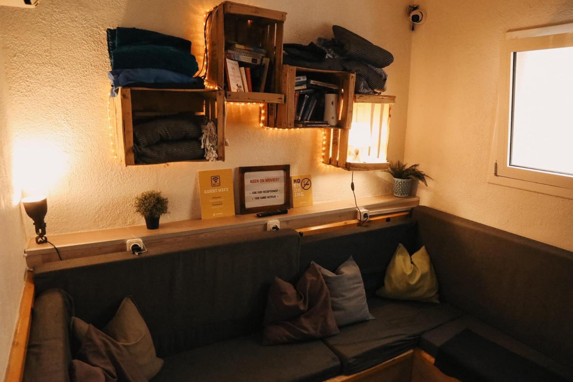 Hostal One Paralelo *