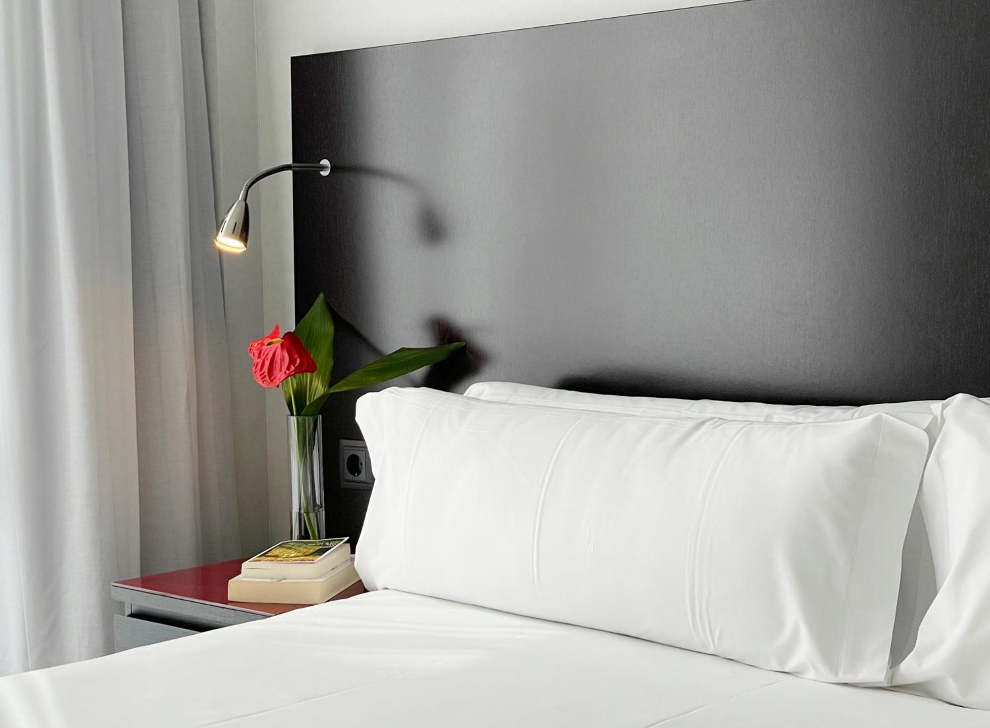 Sm Sant Antoni Hotel 3*