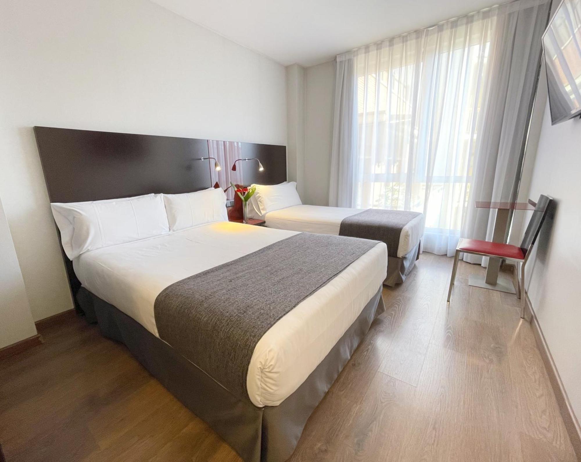 Sm Sant Antoni Hotel