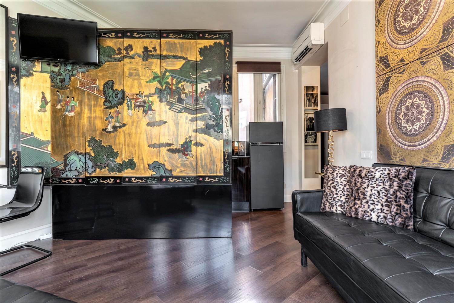 Design Apartment, Center