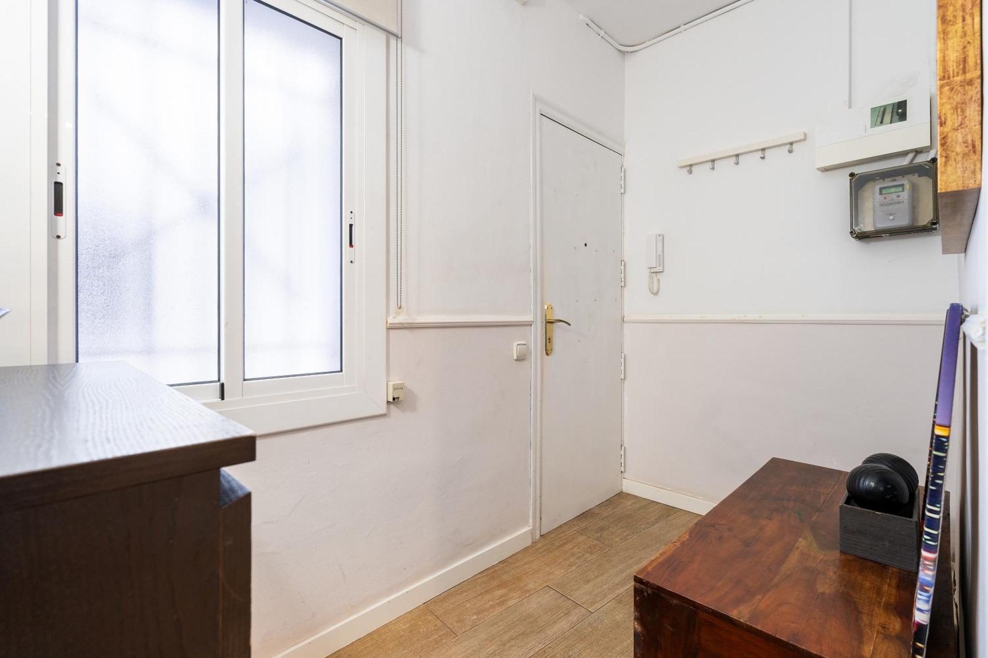Apartment Eixample Ac, Sunlit Balcony & Prime Location Barcelona