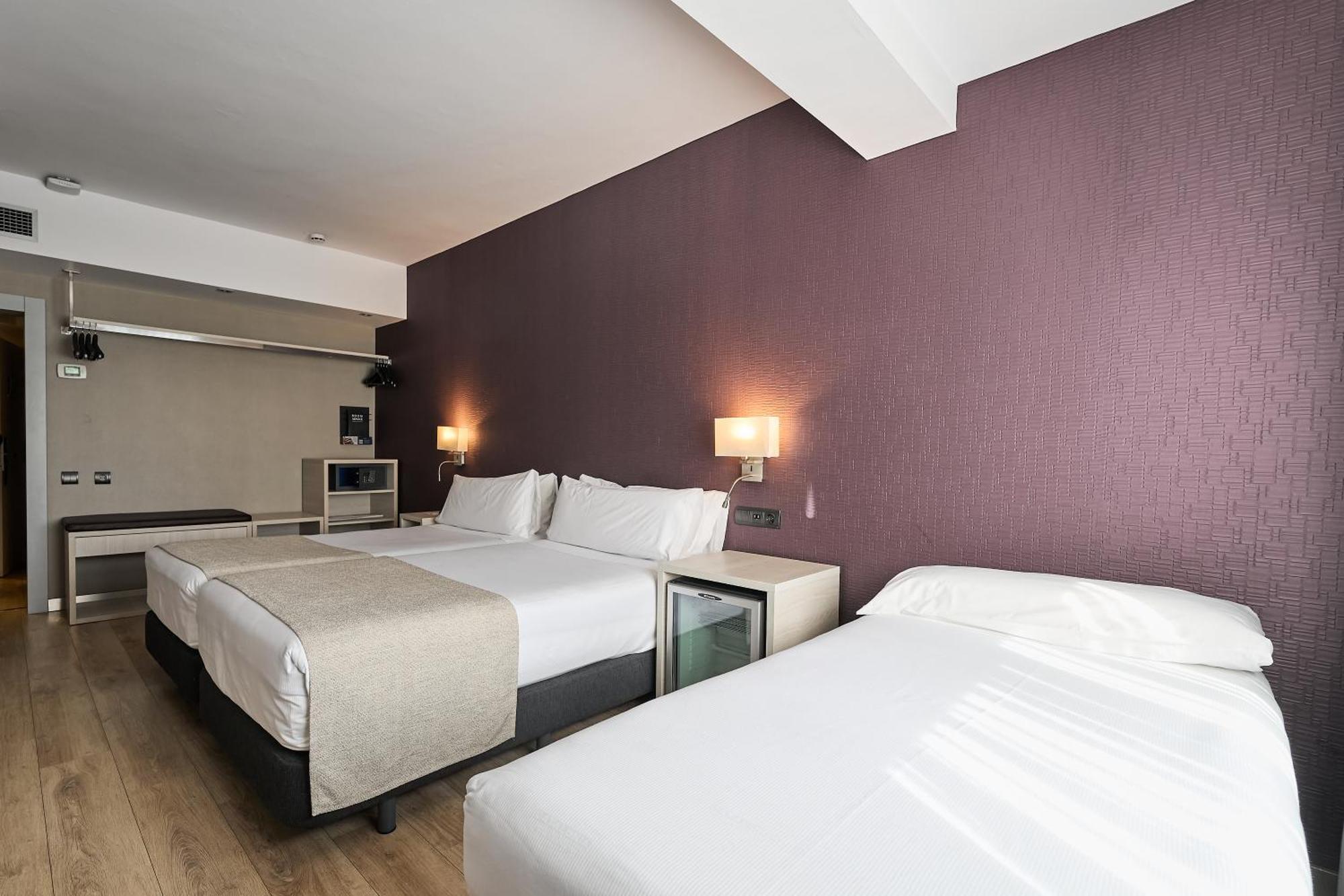 Catalonia Atenas Hotel 4*