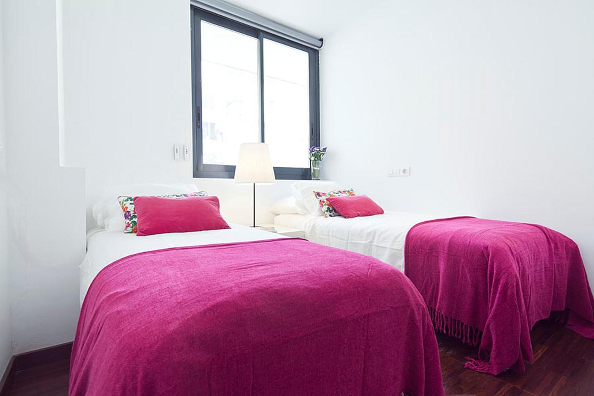 Apartment Rentals - Private Pool And Garden Center *