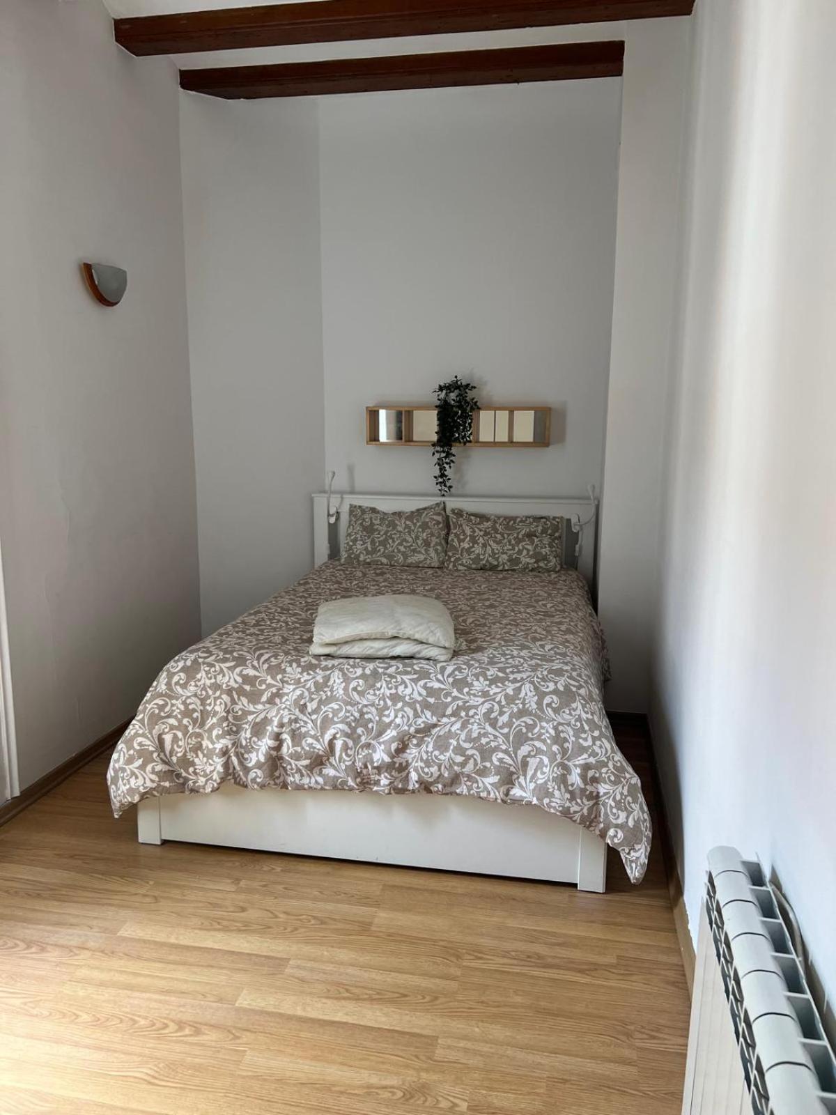 Hostal Habitacion Privada En Apartamento Compartido