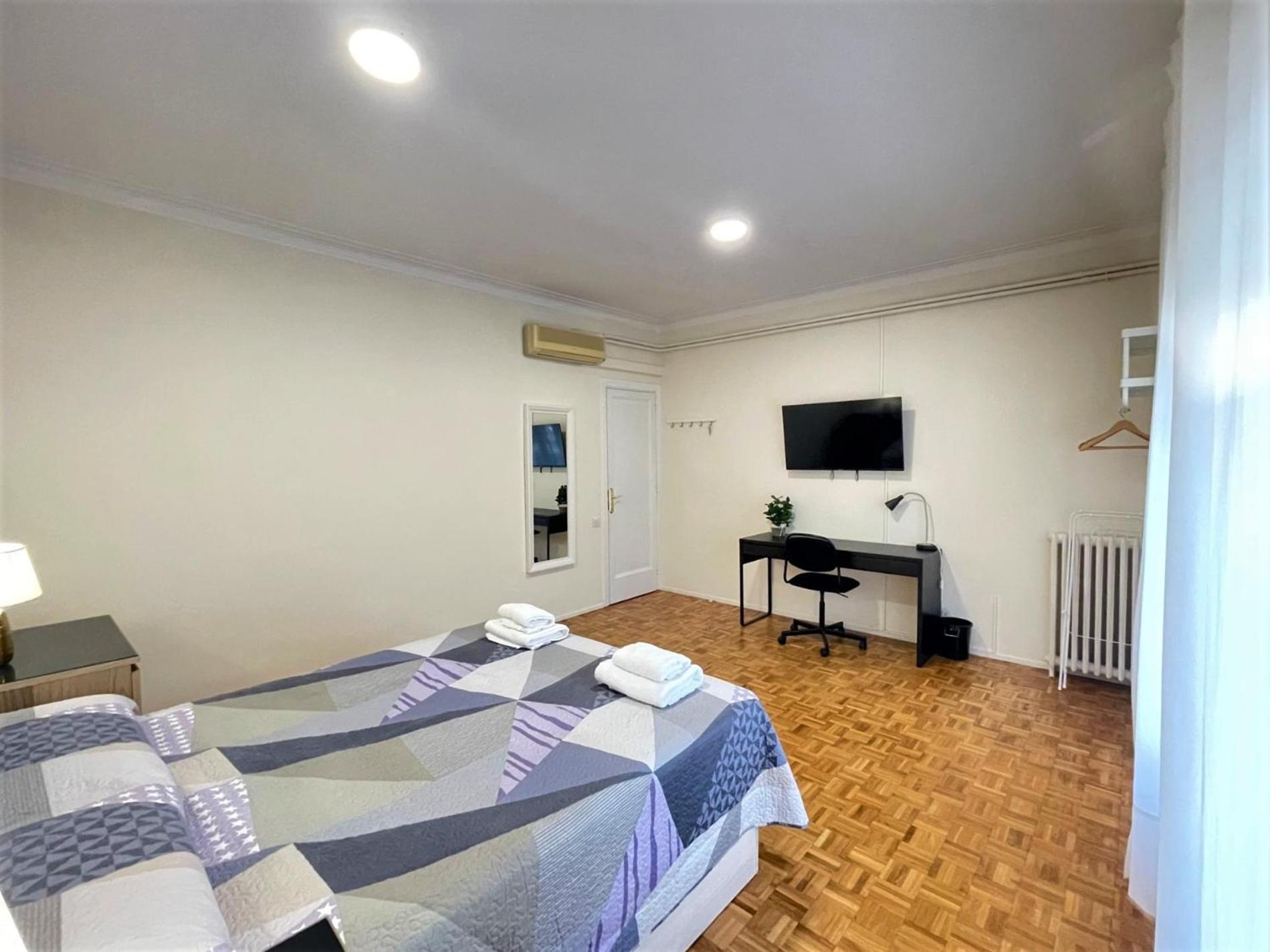 Bed and breakfast Alojamiento Villaroel *
