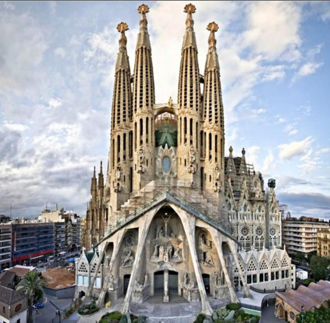 Exclusivo Junto Sagrada Familia Apartamento