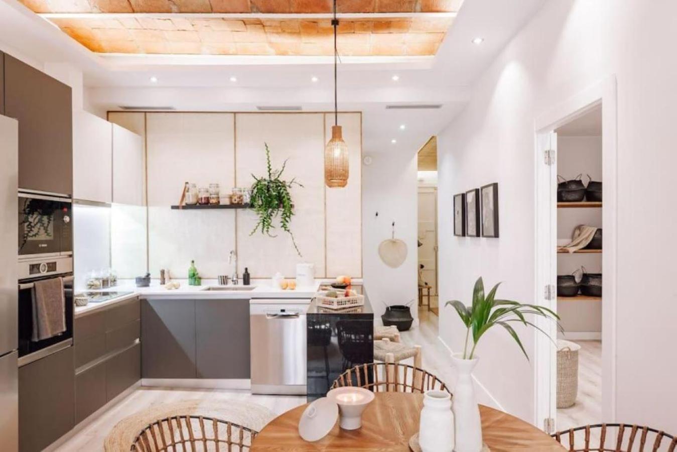 Apartamento Zongo - 2 Bedroom In Eixample Dreta Barcelona