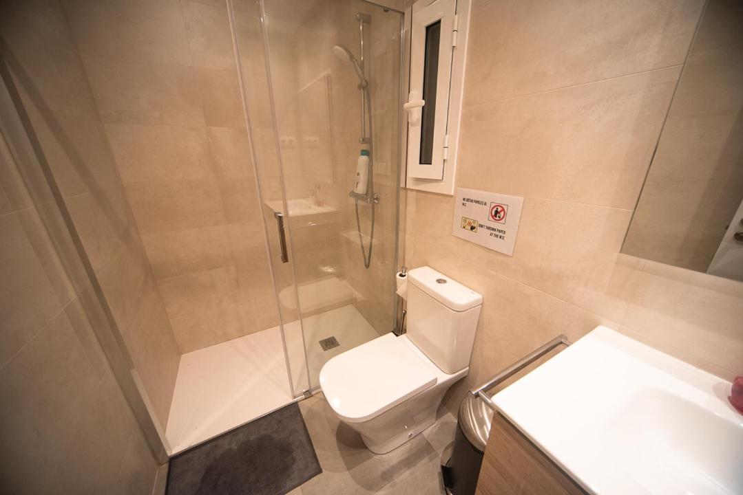By Universitat Private Hostal