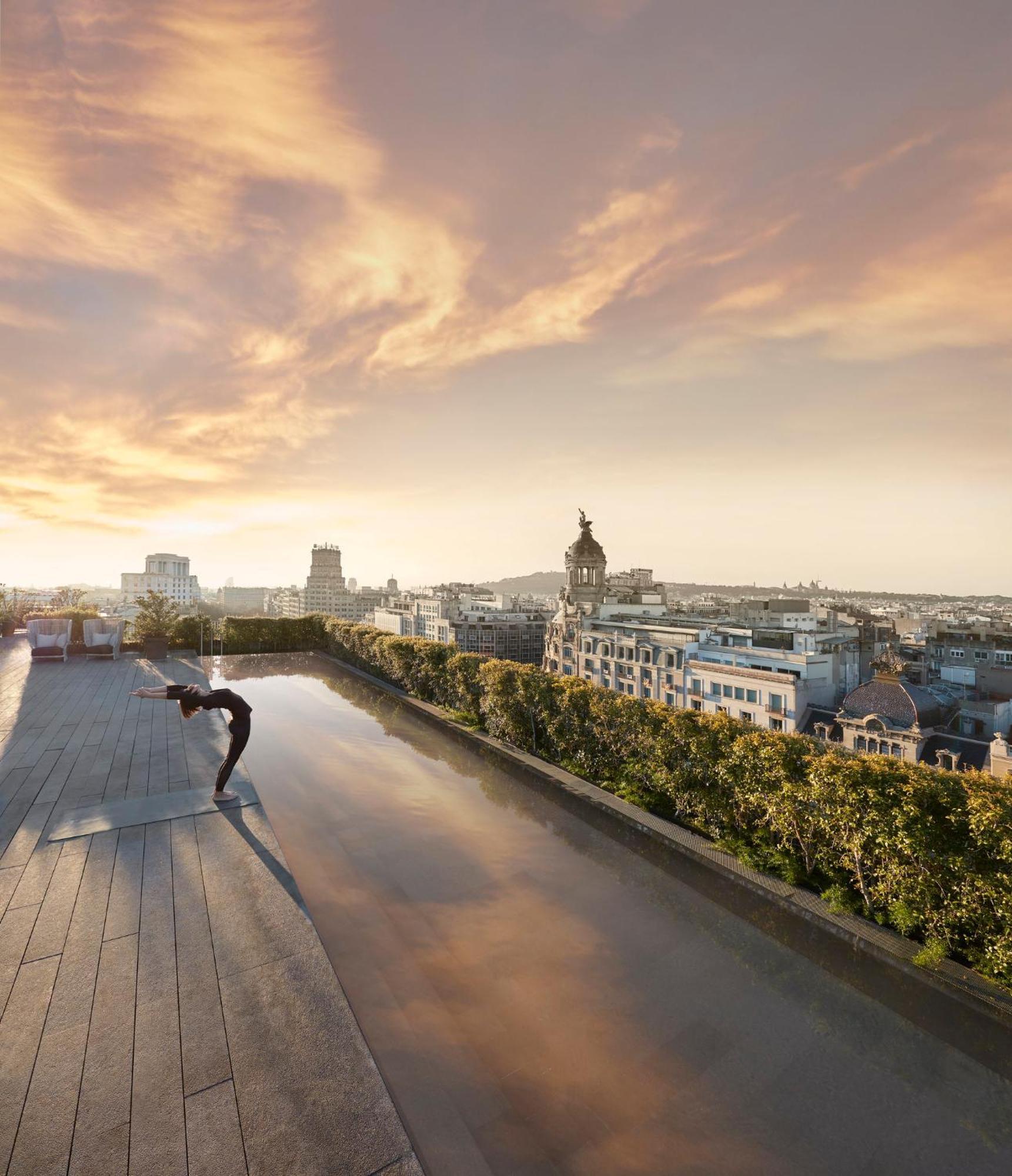 Mandarin Oriental, Hotel