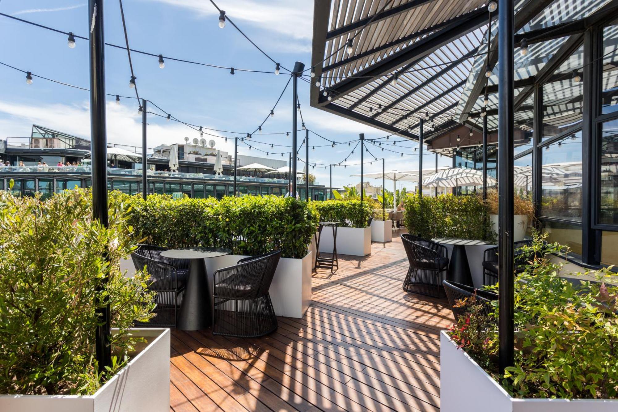 Monument Hotel 5*