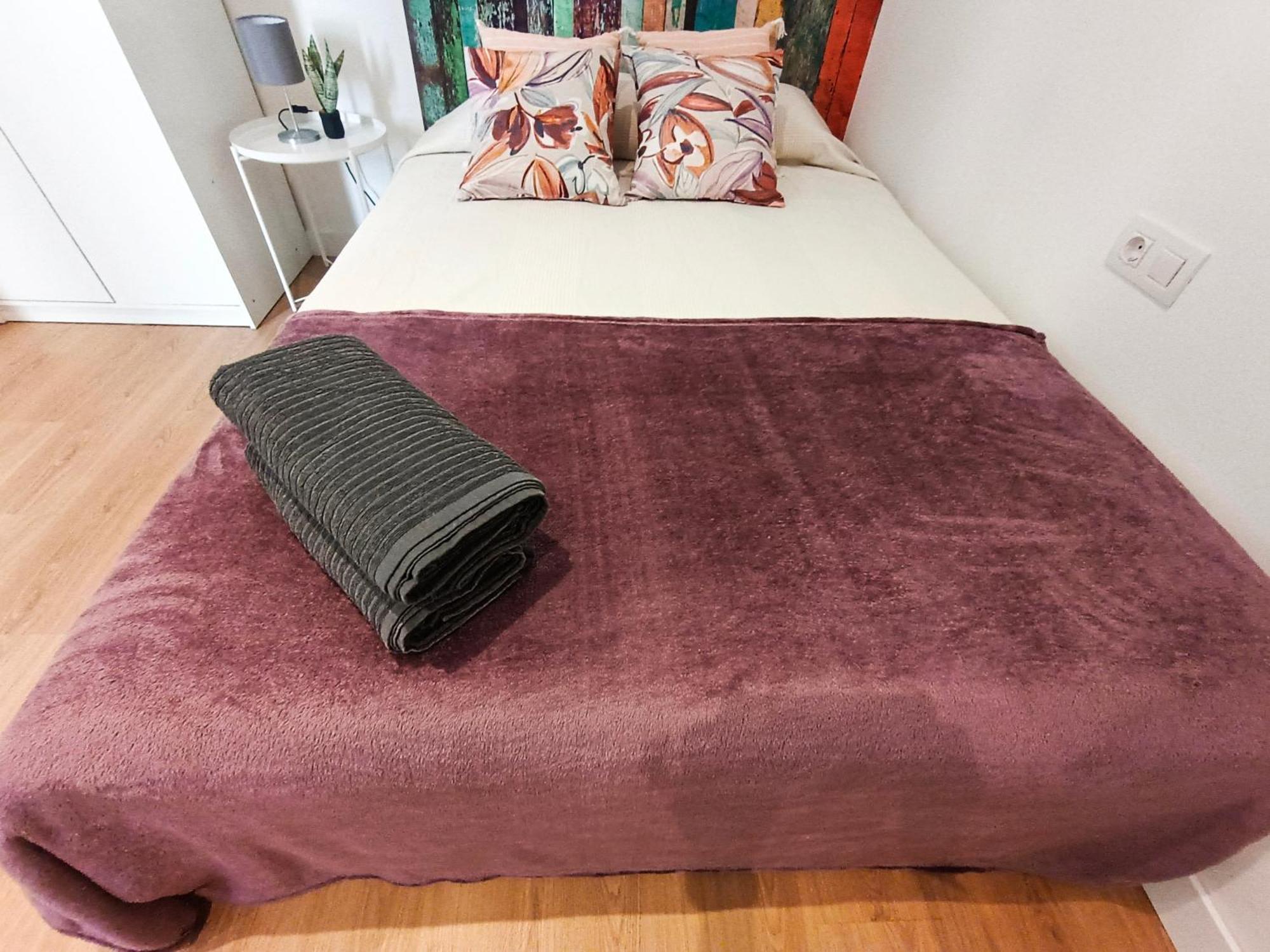 Hostal By Universitat Private *