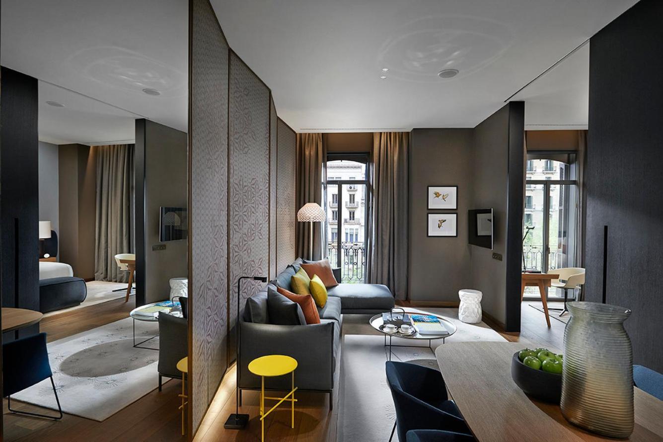 Mandarin Oriental, Hotel