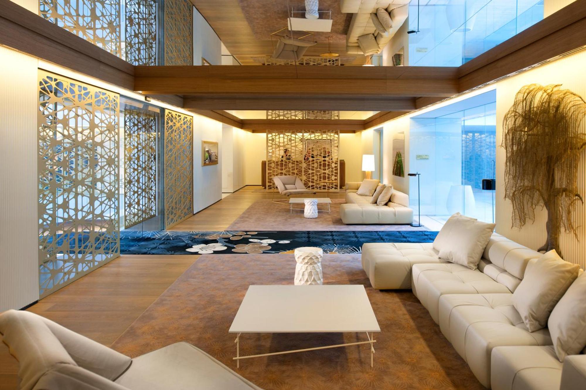 Mandarin Oriental, Hotel