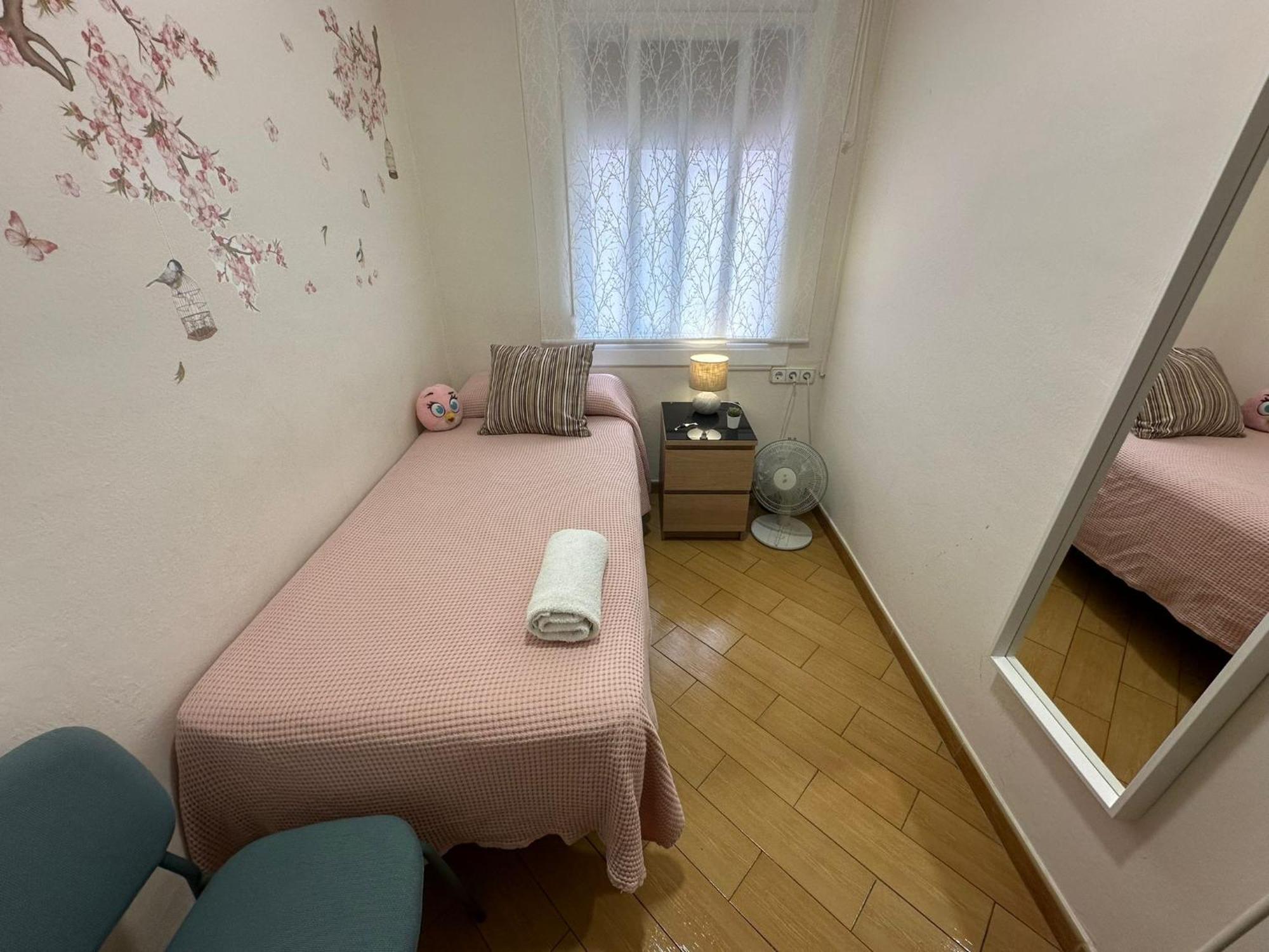 Rooms Nueva Valencia Bed and breakfast Barcelona