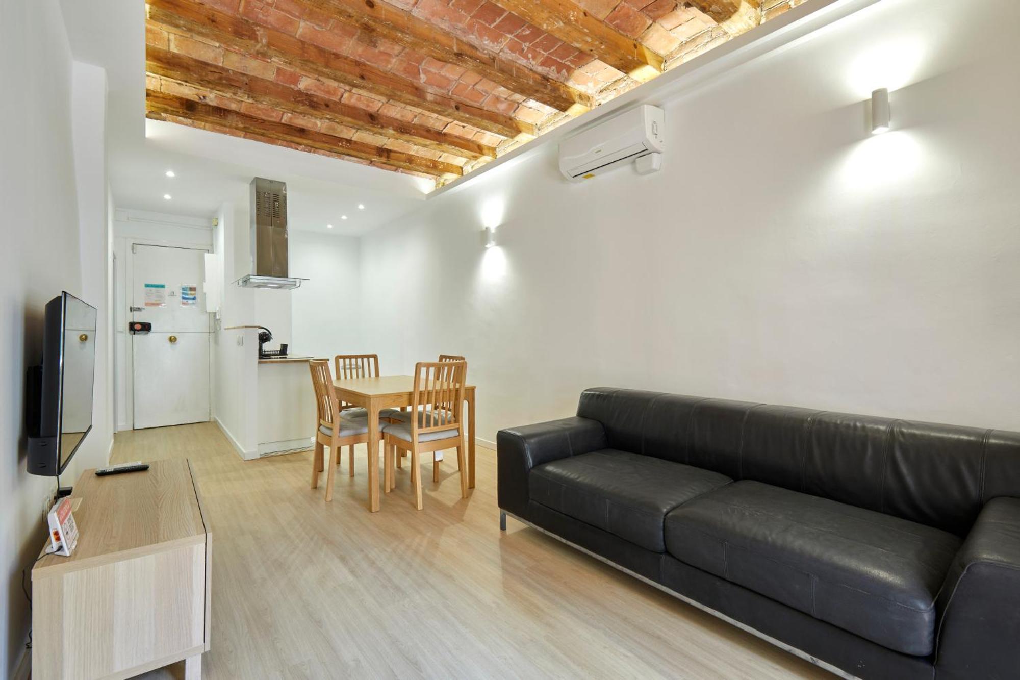 Stylish Typical Bcn Flat Apartamento Barcelona