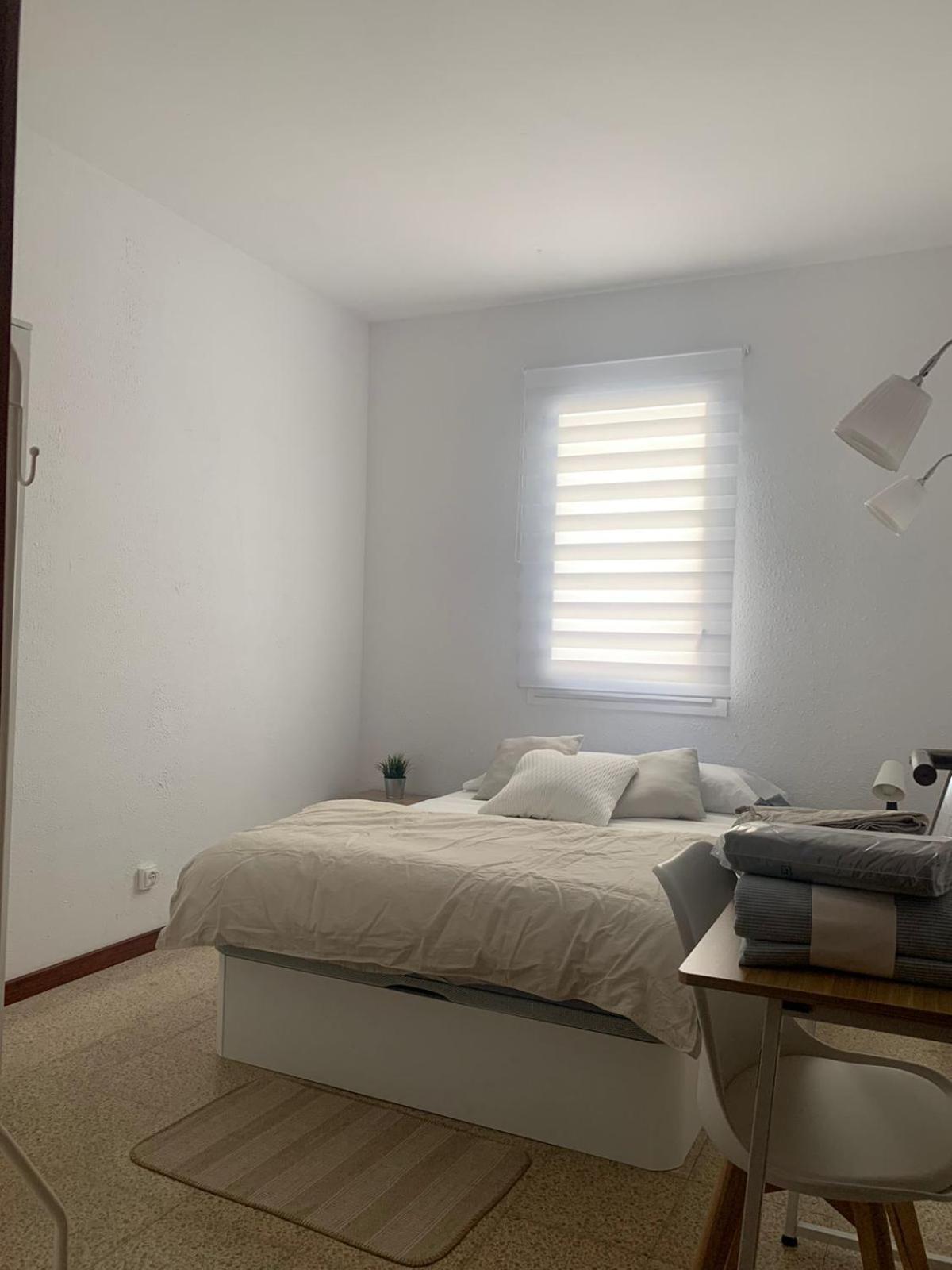 Privada En Piso Compartido Lepanto Barcelona
