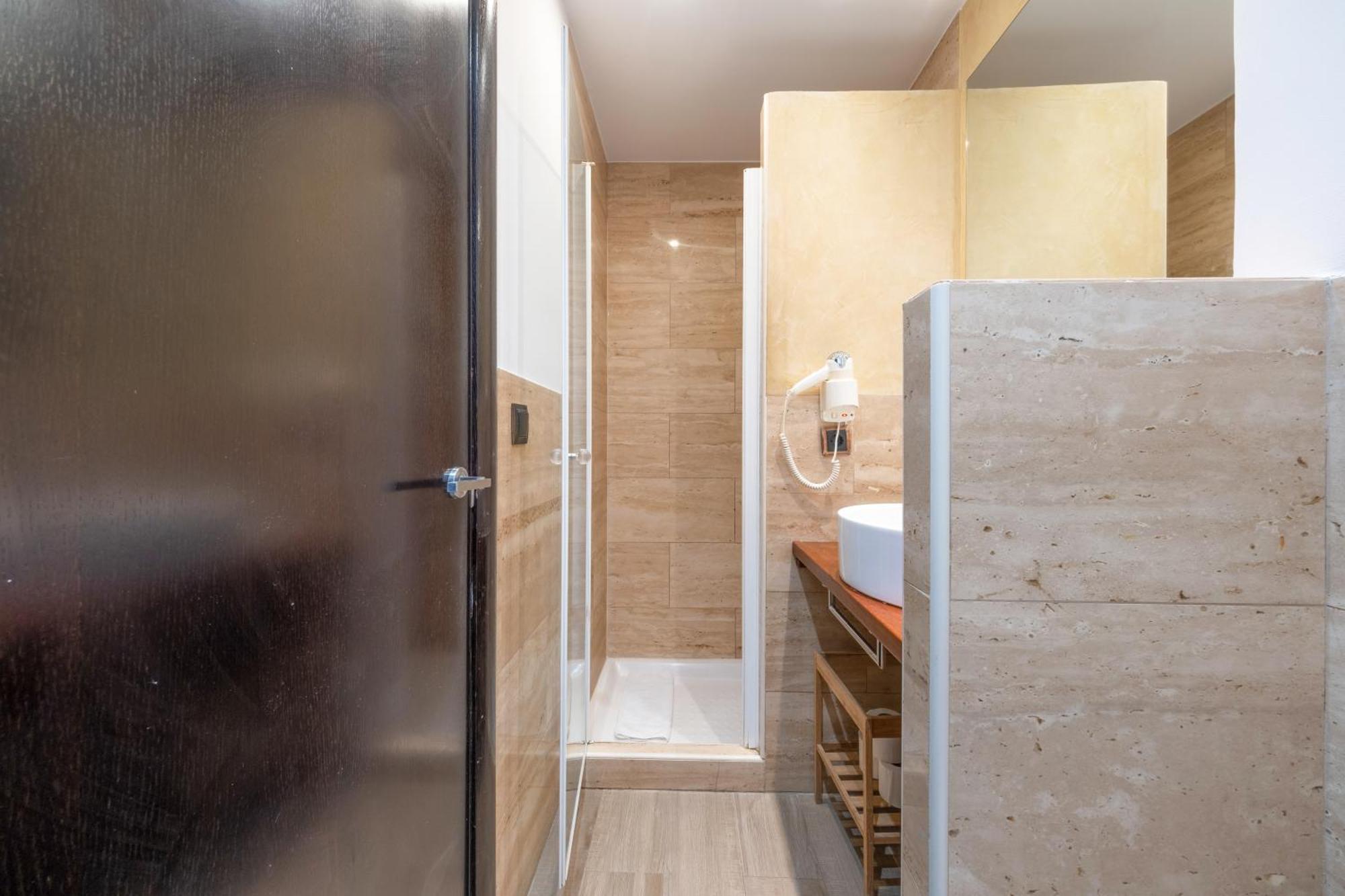 Ainb Born-dames Apartment Barcelona