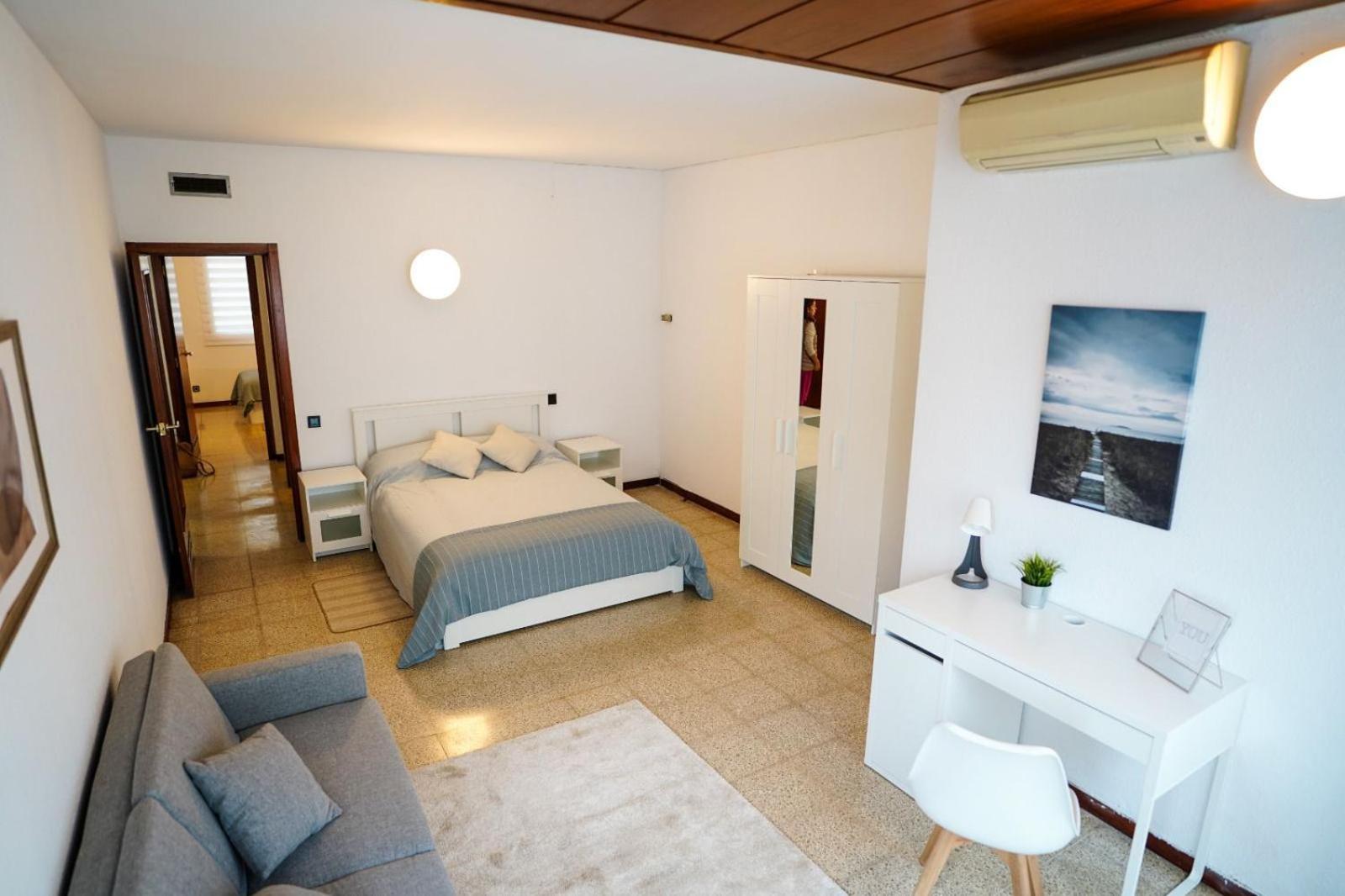 Hostal Privada En Piso Compartido Lepanto