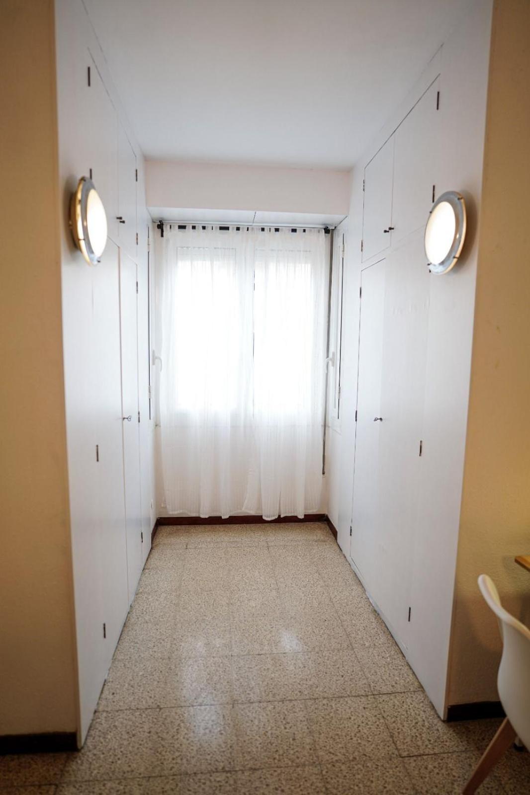 Privada En Piso Compartido Lepanto Hostal *