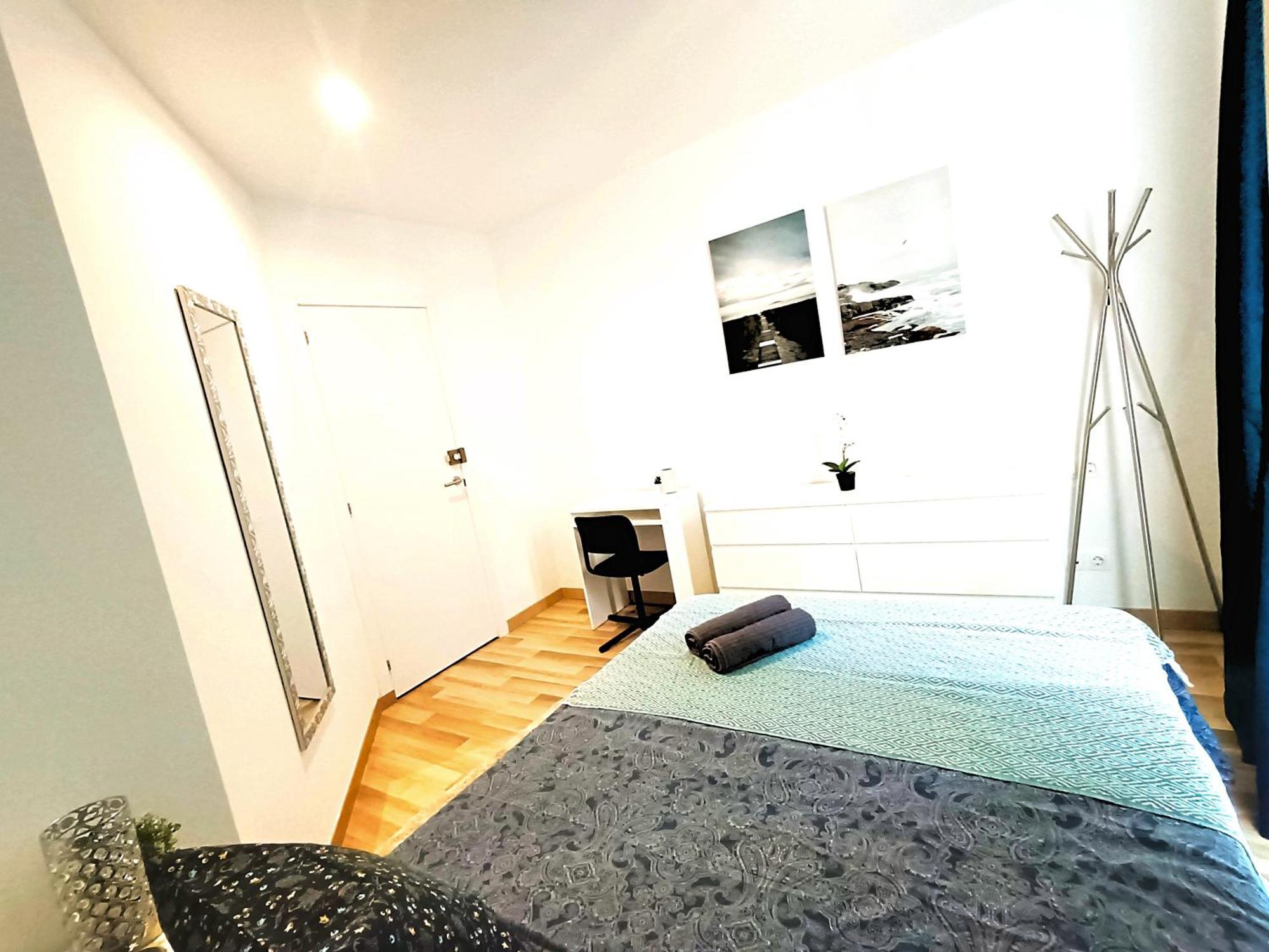 Hostal Oasis - By La Rambla *