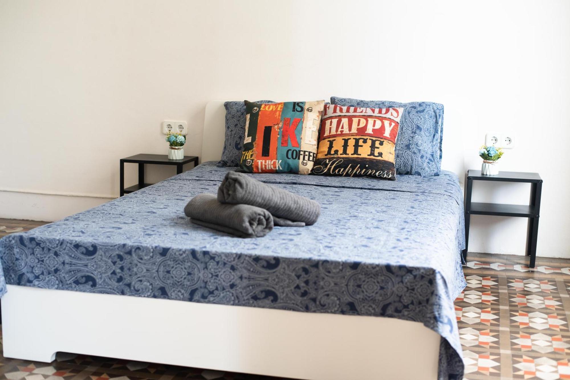 Hostal Oasis - Urquinaona1 *