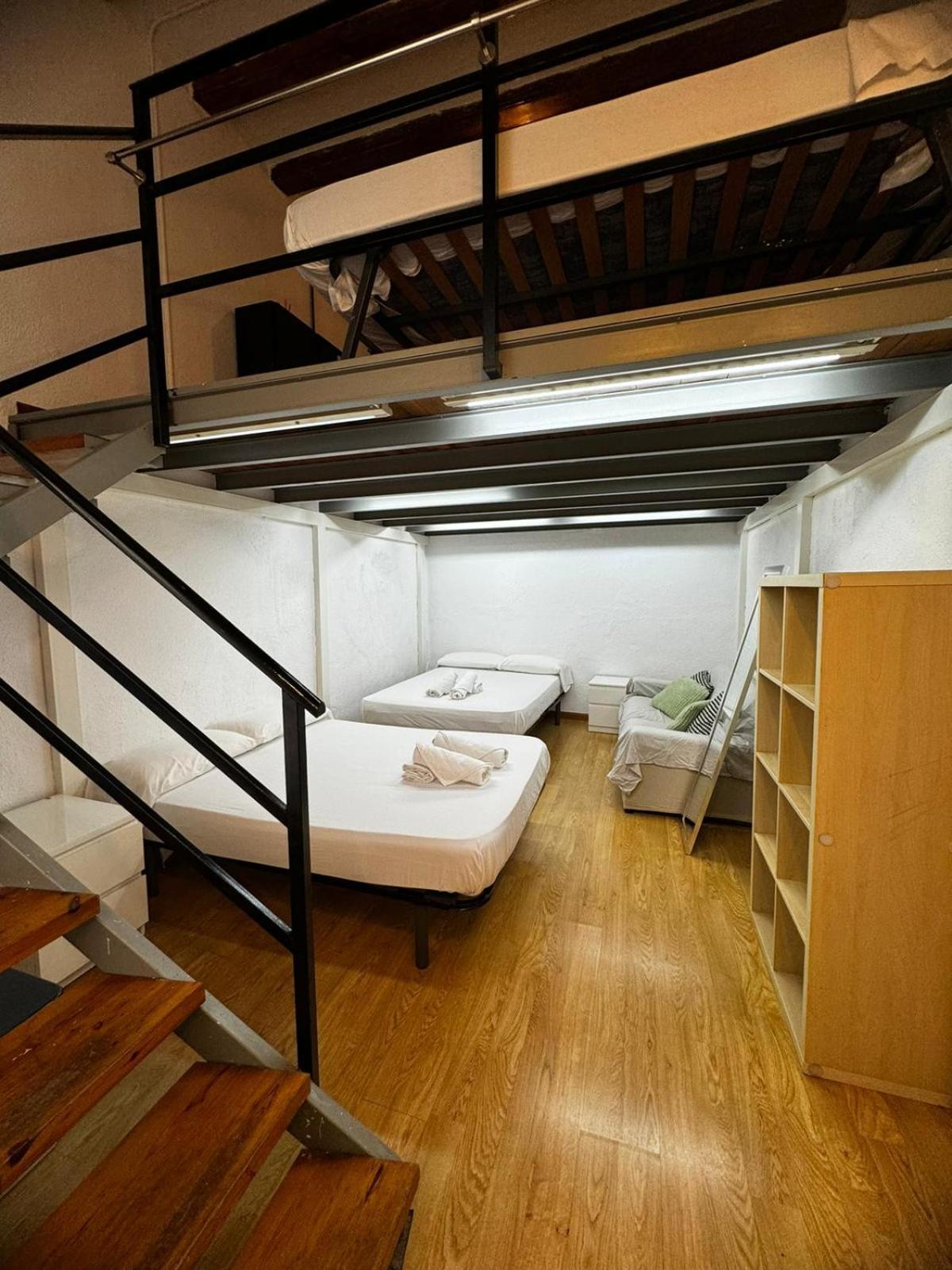 Grupos Y Familias Hasta 8 Hostel Barcelona