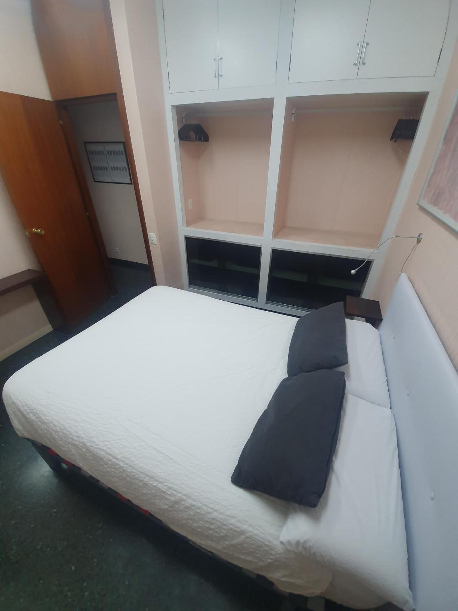 Josep Tarradellas 80 Apartamento *