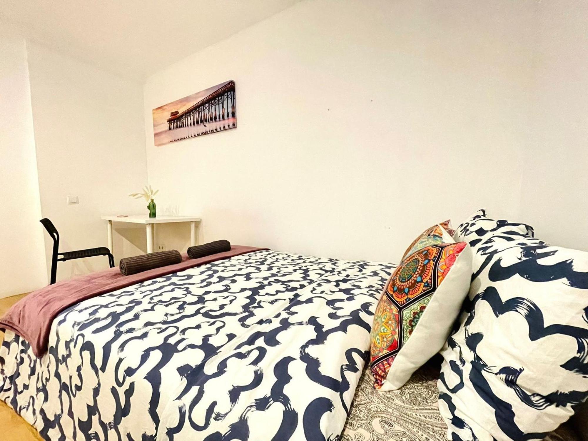 Hostel Sharing Flats In Gotico *