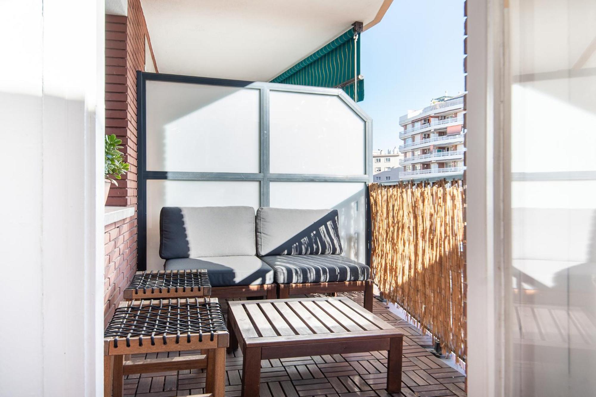 Comfortable For Groups Next To Sagrada Familia Barcelona
