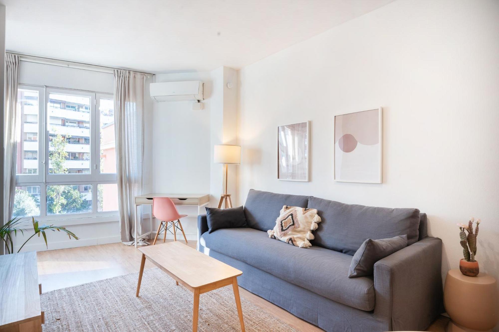 Comfortable For Groups Next To Sagrada Familia Apartamento