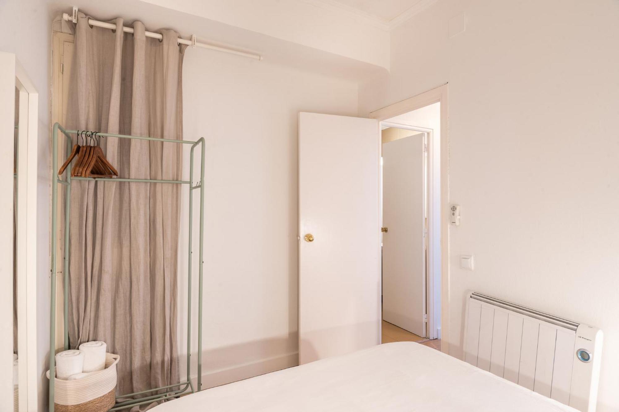 Comfortable For Groups Next To Sagrada Familia * Barcelona