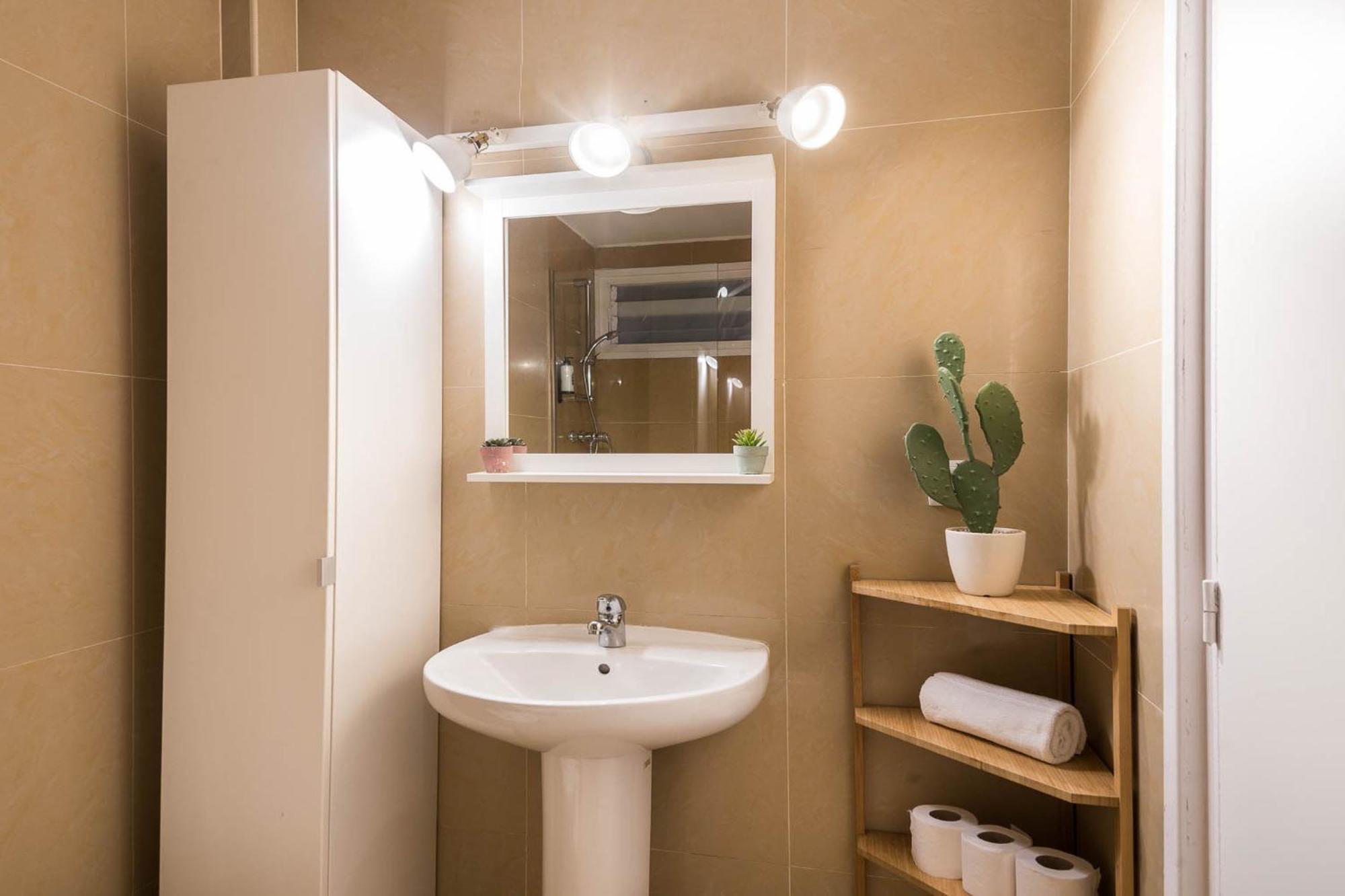 Apartamento Comfortable For Groups Next To Sagrada Familia *