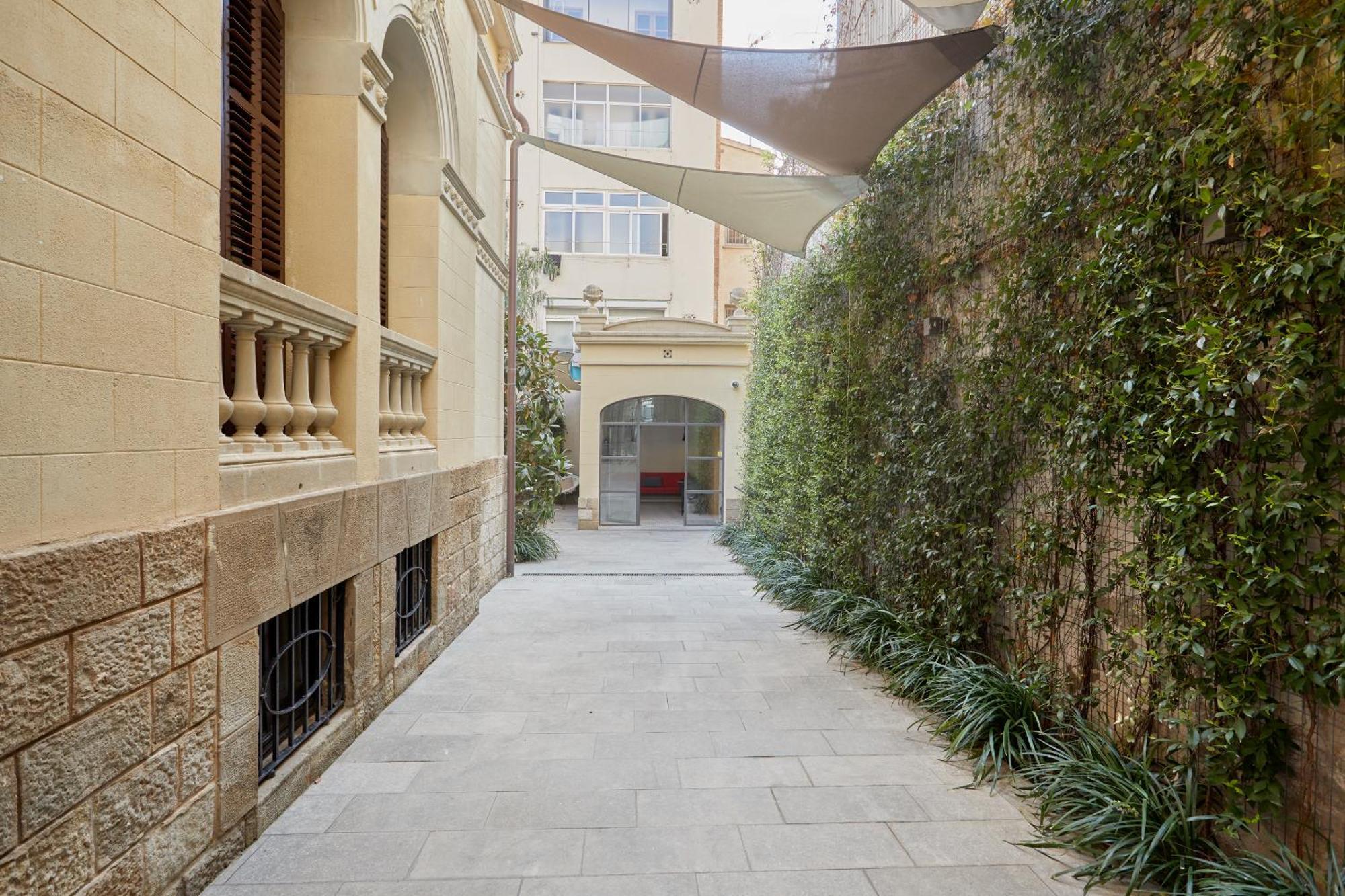 Hotel Le Palacete Powered By Sonder 3*