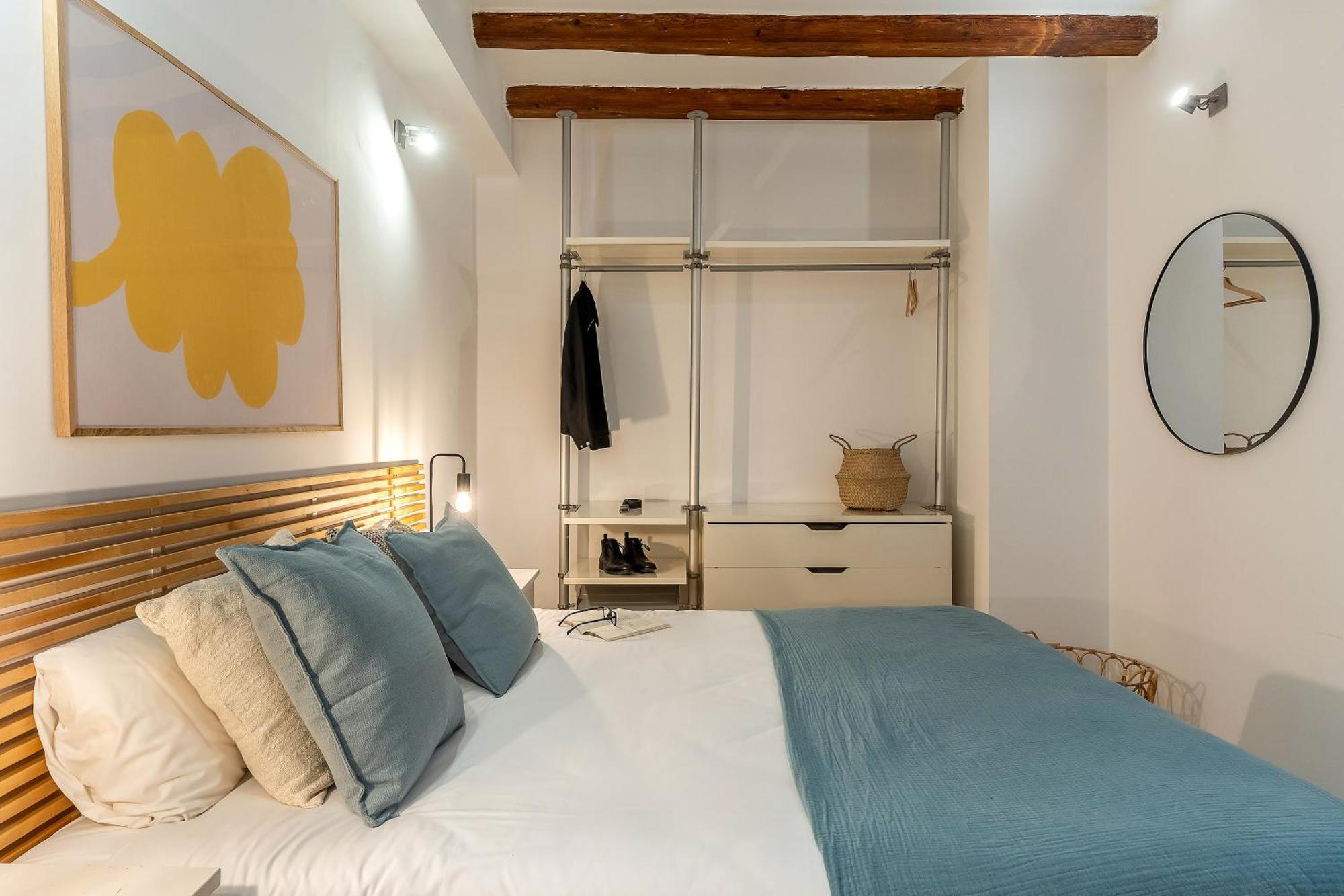 Canela Homes Sant Antoni Barcelona