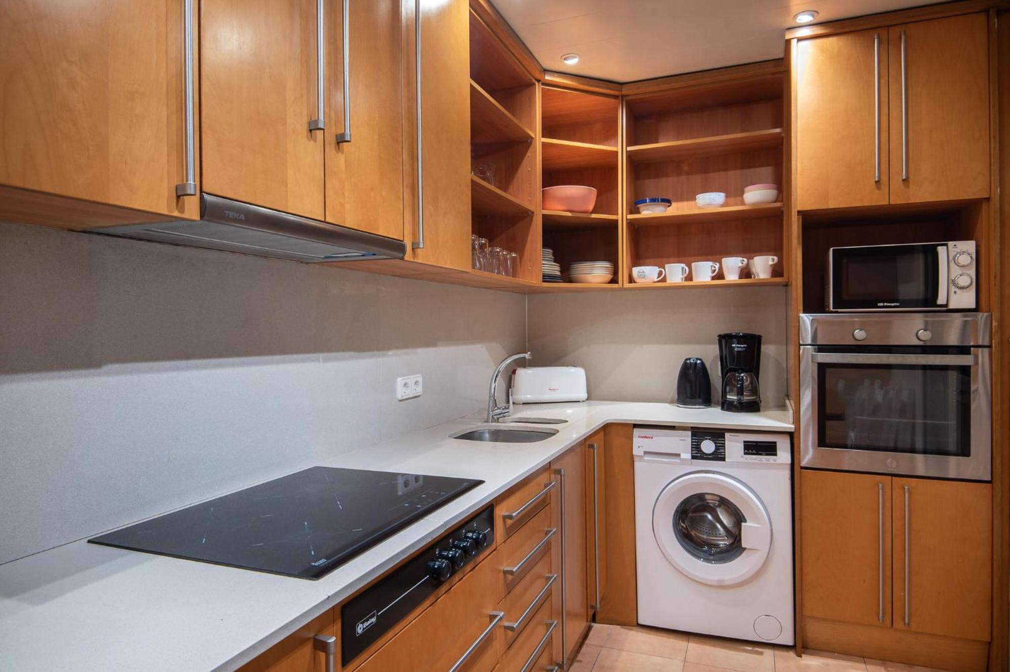 Spacious And Comfortable In The Center Apartamento