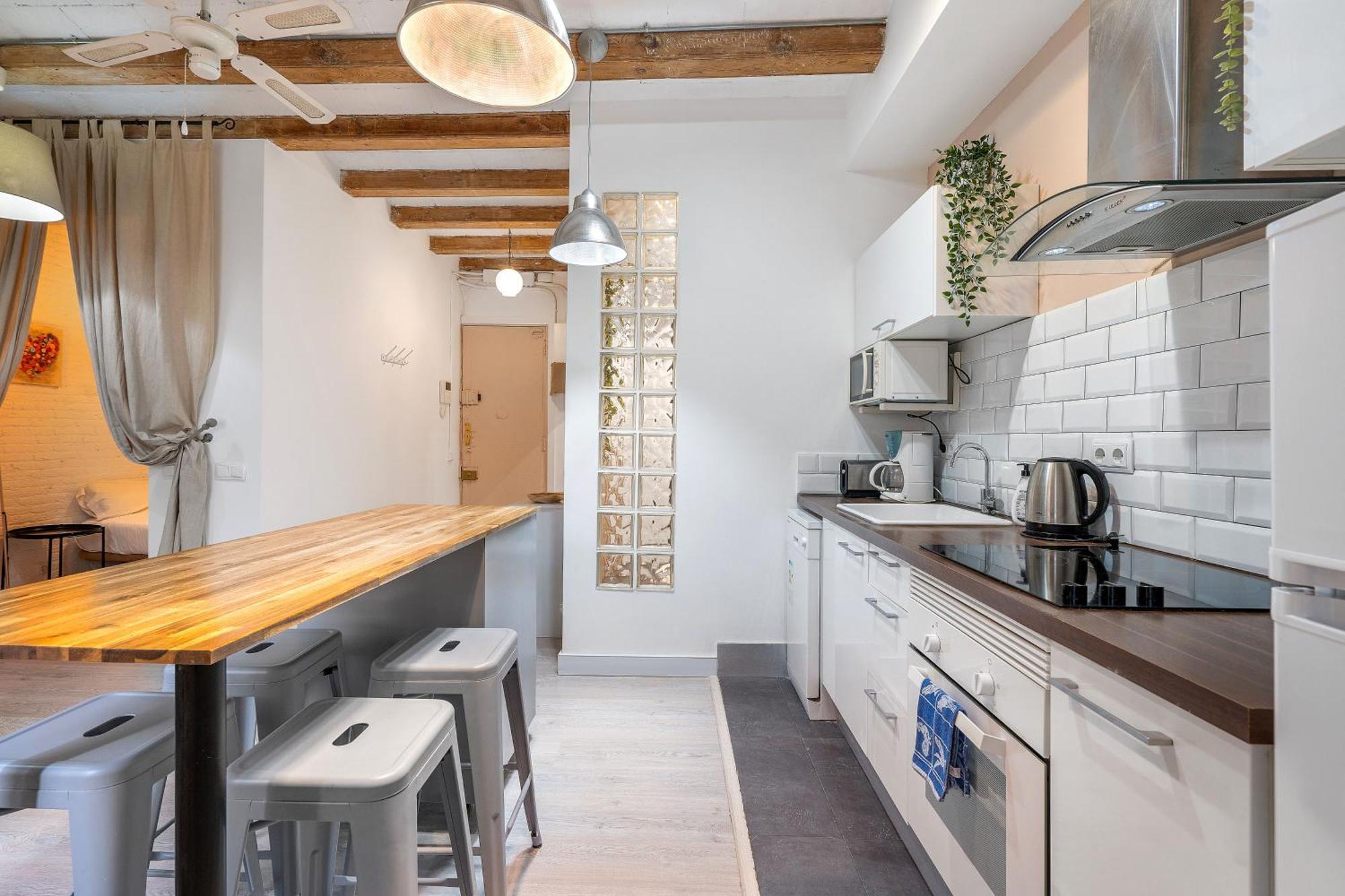 Fridays Flats Retro Chic In Poble Sec Apartamento Barcelona