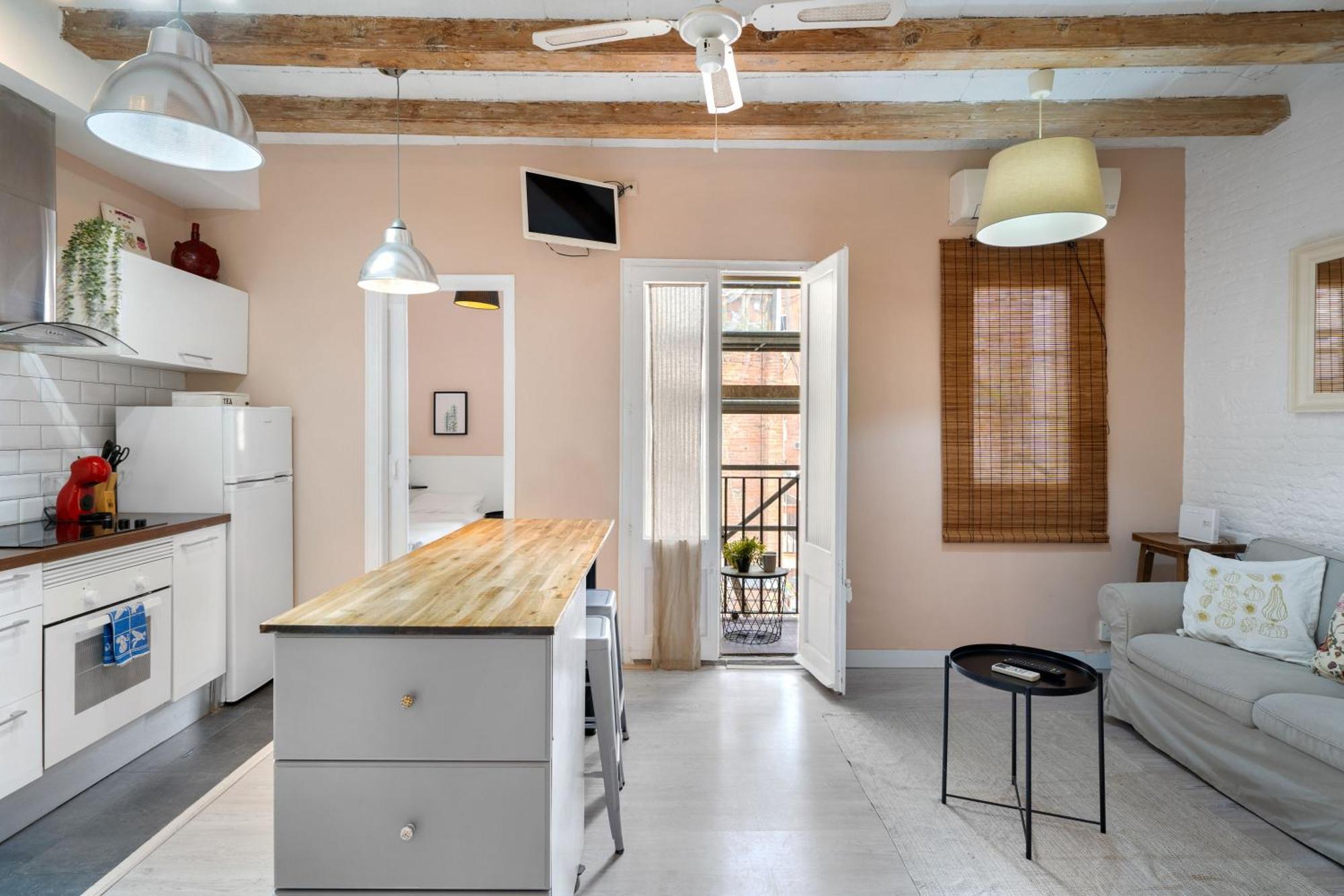 Fridays Flats Retro Chic In Poble Sec * Barcelona