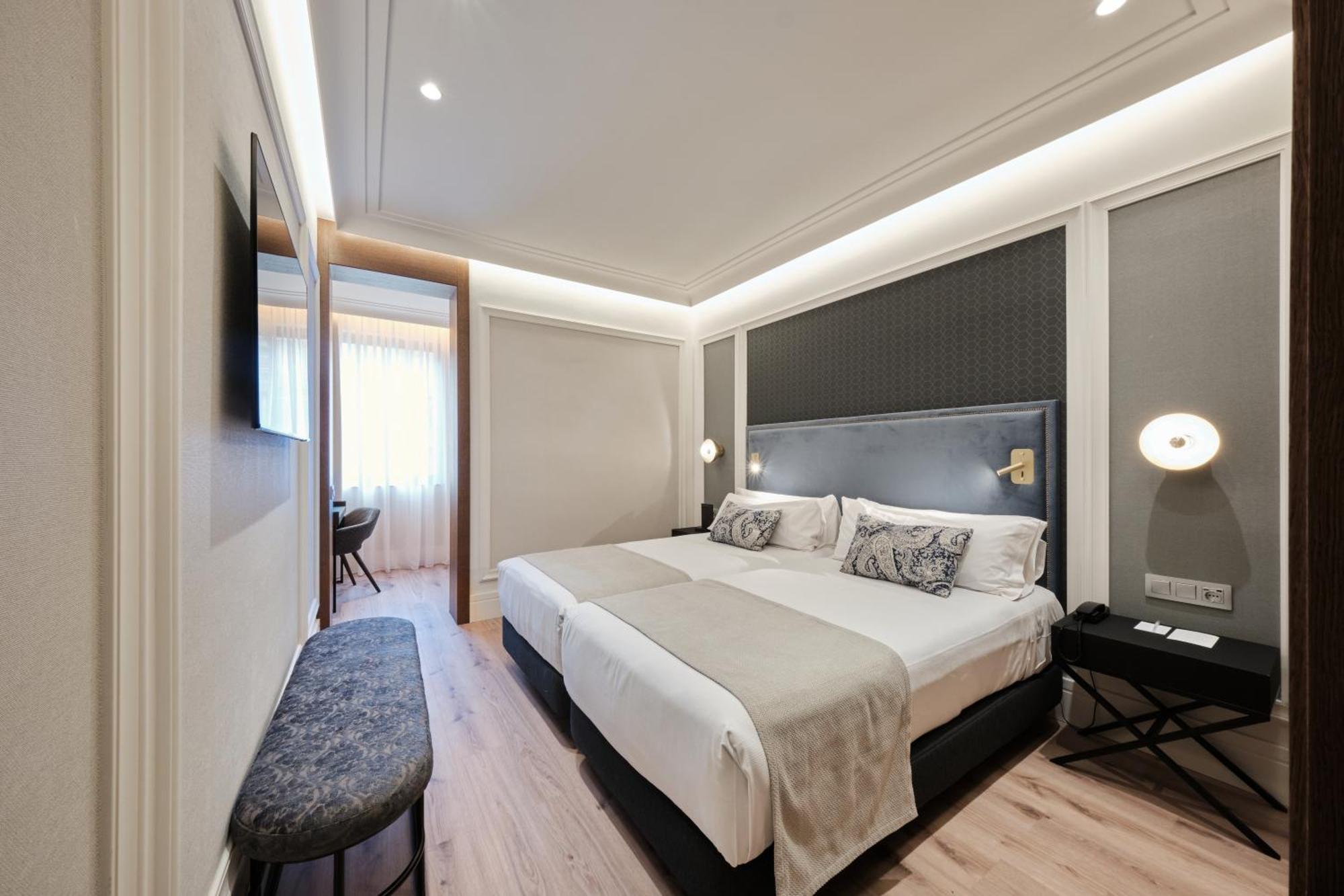 Catalonia Plaza Catalunya 4*