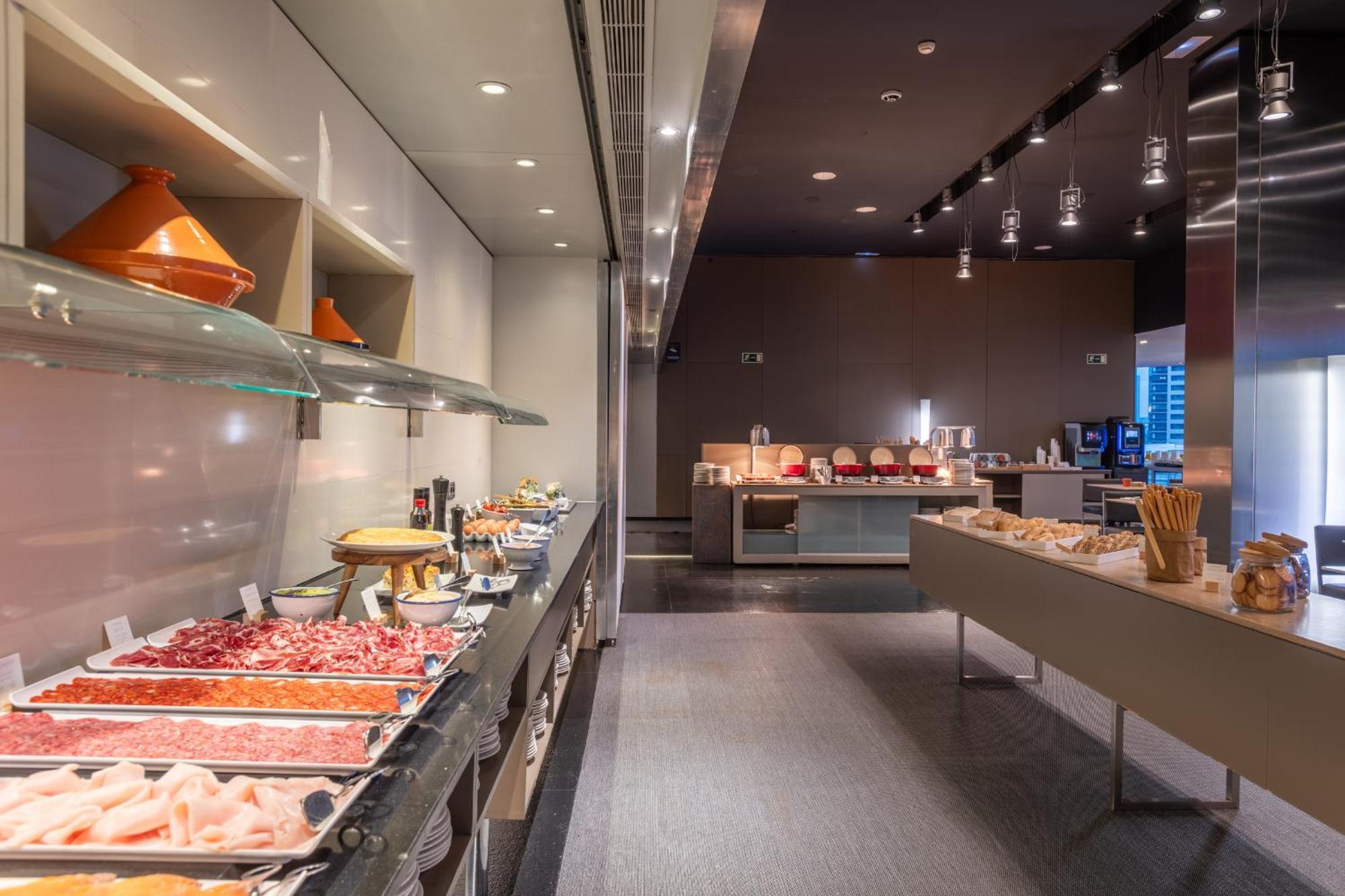 Ac Fórum By Marriott 4*