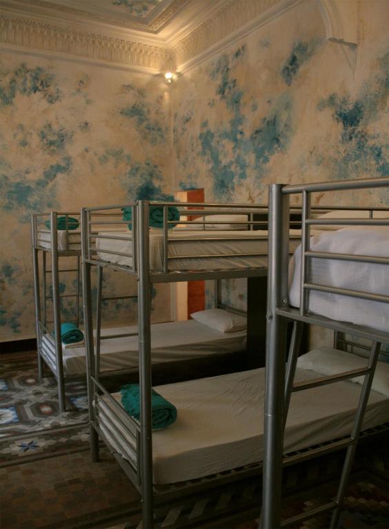 Hostal Bed & Art *