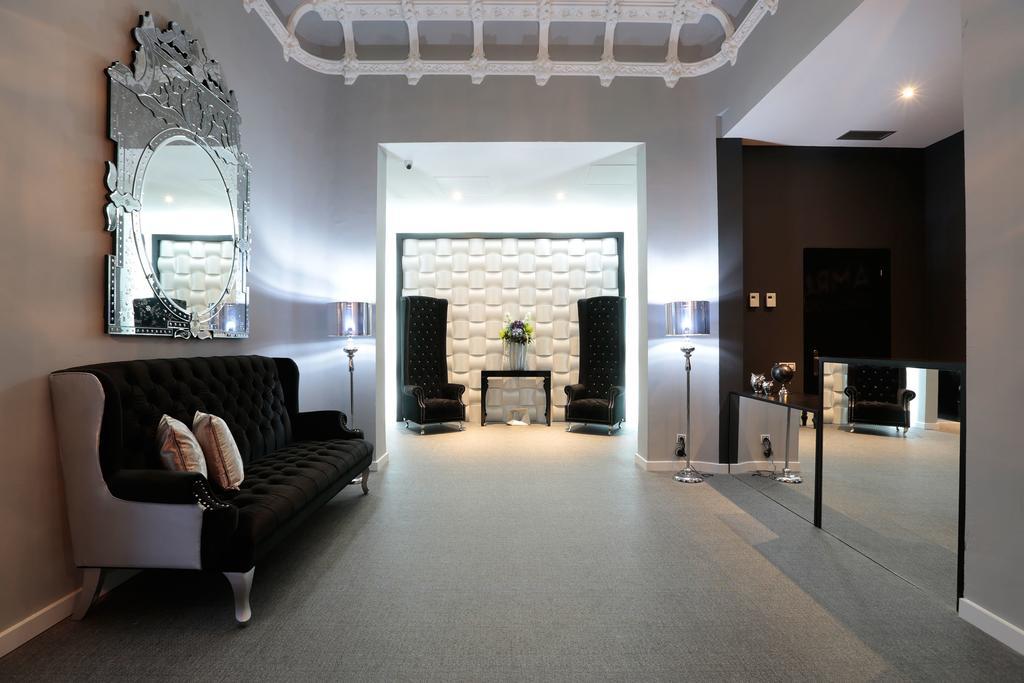Amra Gran Via Guest house Barcelona