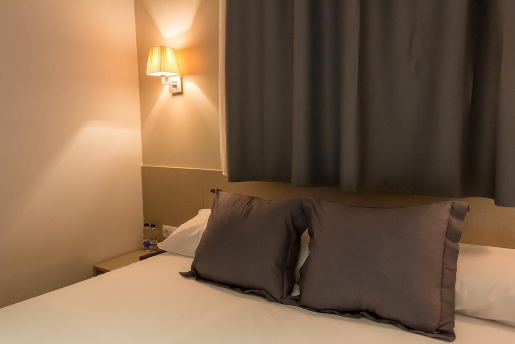 Hostalin Passeig De Gracia 3* Barcelona