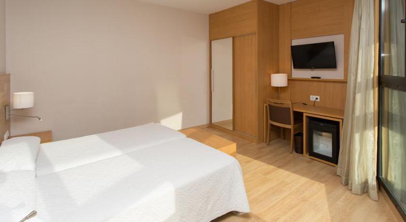 Hotel Acta Azul