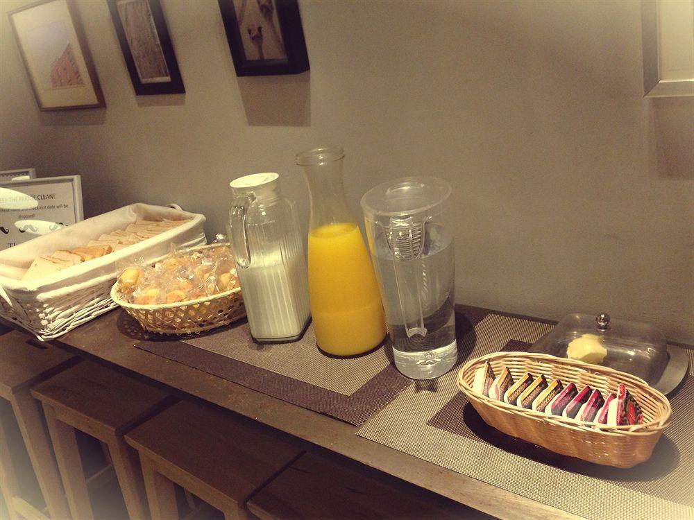 Don Moustache Boutique Hostal *